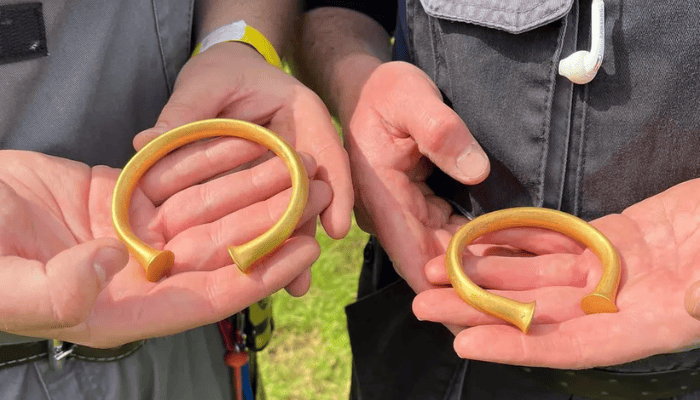 Metal Detectorists Thought They’d Hit the Jackpot When They Discovered a Gold Bracelet Dating to the Bronze Age. Then They Dug Up Two More